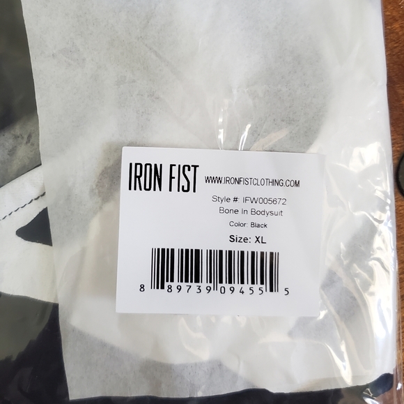 ☠ Iron Fist Bone In Bodysuit ☠ - Picture 12 of 16